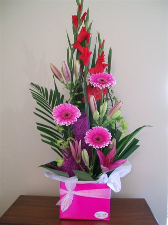 Flower Arrangements Delivered on For The One You Love Delivered   Flowers Perth   Florist Arrangements