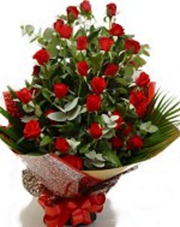 Flower Arrangements Delivered on 36 Red Rose Arrangement   Delivered   Flowers   A Valentines Day